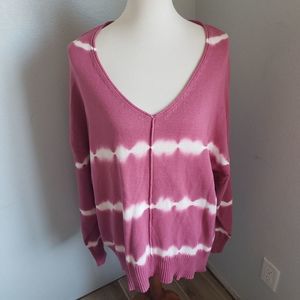 Alison Andrew's plus top